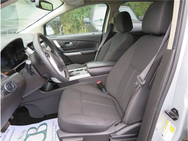 Used 2014 Ford Edge SE FWD image 3