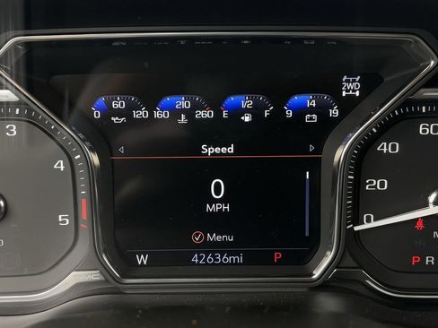Used 2022 GMC Sierra 2500 AT4 w/ AT4 Premium Plus Package AWD/4WD image 15