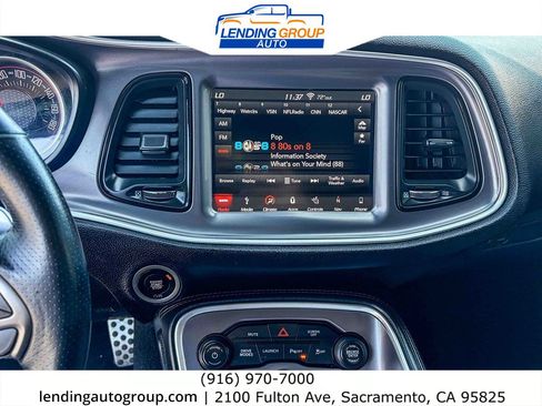 Used 2019 Dodge Challenger R/T Scat Pack w/ Driver Convenience Group RWD image 12