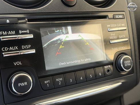 Used 2012 Nissan Rogue SV FWD image 19