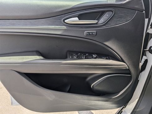 Used 2022 Alfa Romeo Stelvio Sprint image 24