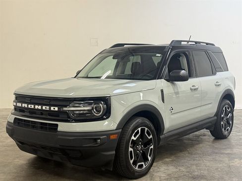 Used 2021 Ford Bronco Sport Outer Banks w/ Outer Banks Package AWD/4WD image 34