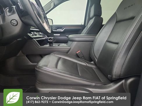 Used 2025 GMC Sierra 1500 Denali w/ Denali Reserve Package AWD/4WD image 19
