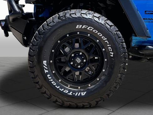 Used 2015 Jeep Wrangler Unlimited Sport w/ Quick Order Package 24S image 10