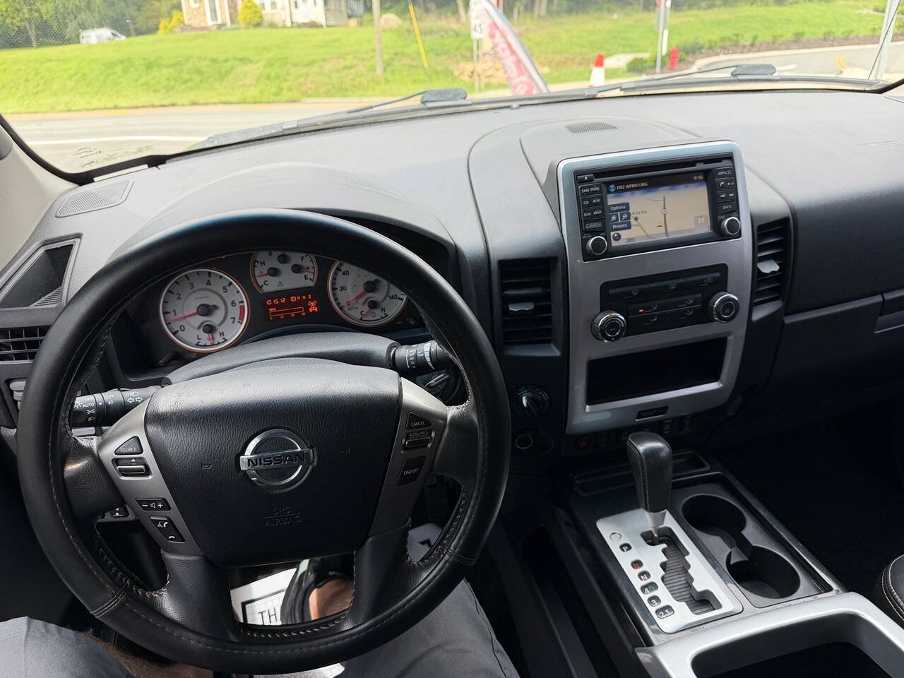 Used 2015 Nissan Titan PRO-4X w/ Pro-4x Luxury Package AWD/4WD image 21