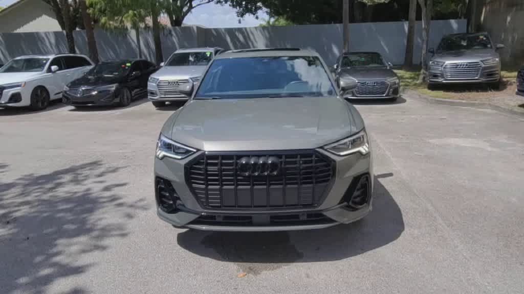 Certified 2024 Audi Q3 2.0T Premium AWD/4WD image 3