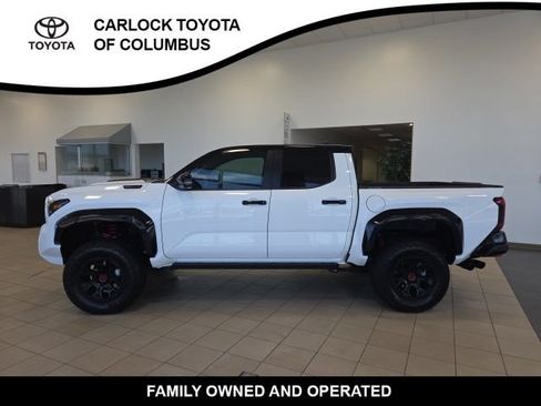 Used 2025 Toyota Tacoma TRD Pro AWD/4WD image 1