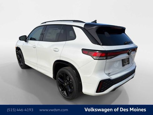 New 2026 Volkswagen Tiguan SE R-Line AWD/4WD image 4