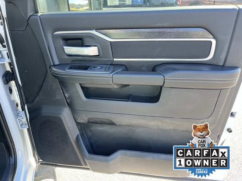 Used 2024 RAM 3500 Big Horn w/ Sport Appearance Package image 19