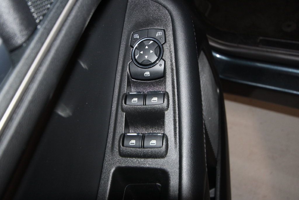 Used 2024 Ford Edge SEL w/ Convenience Package AWD/4WD image 6