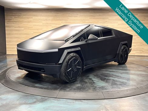 Used 2024 Tesla Cybertruck Cyberbeast image 5