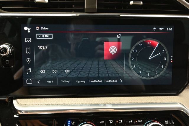 Used 2024 GMC Sierra 1500 Denali w/ Technology Package AWD/4WD image 36
