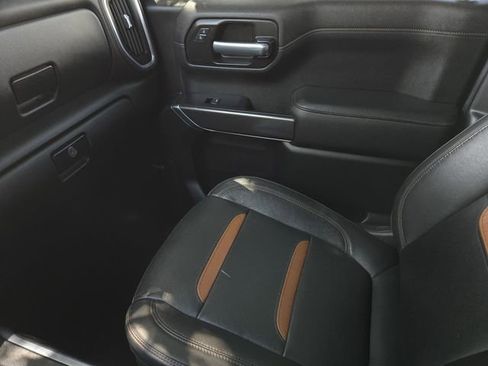 Used 2021 GMC Sierra 1500 AT4 w/ AT4 Premium Package AWD/4WD image 26