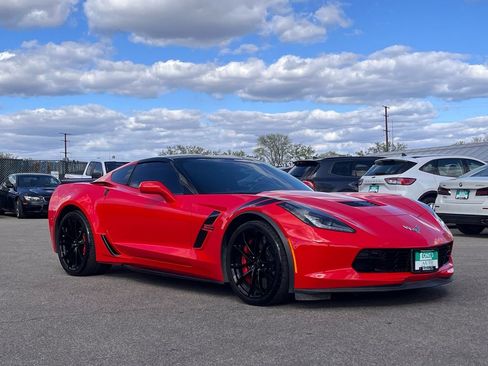 Used 2017 Chevrolet Corvette Grand Sport RWD image 2