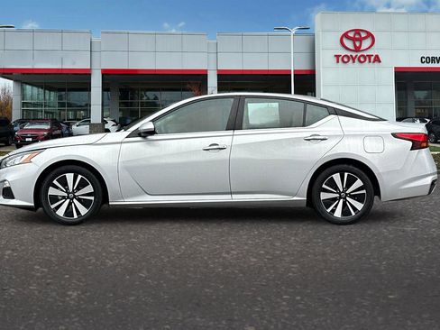 Used 2021 Nissan Altima 2.5 SV image 7