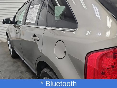 Used 2013 Ford Edge Limited w/ Driver Entry Pkg FWD image 8
