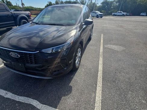 Used 2023 Ford Escape Active w/ Cold Weather Package image 1