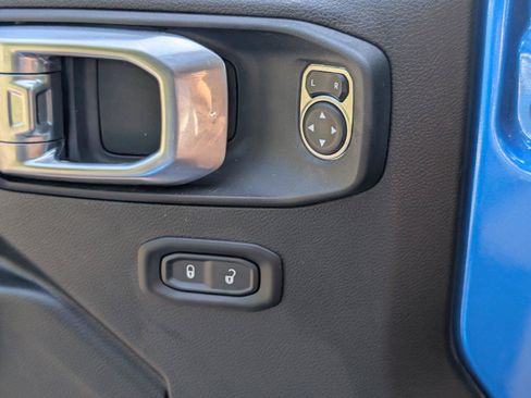 Used 2023 Jeep Wrangler Sport AWD/4WD image 20