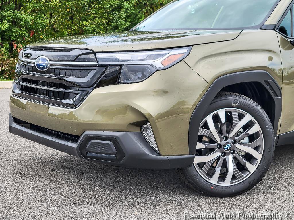 New 2026 Subaru Forester Touring AWD/4WD image 3