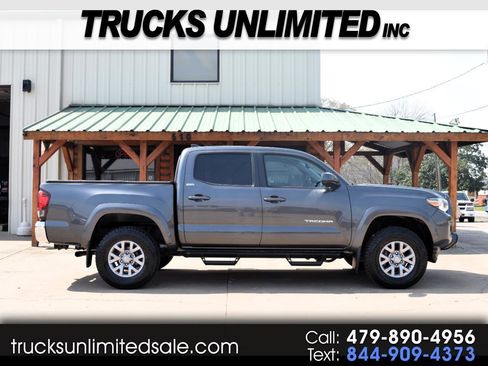 Used 2018 Toyota Tacoma SR5 image 1