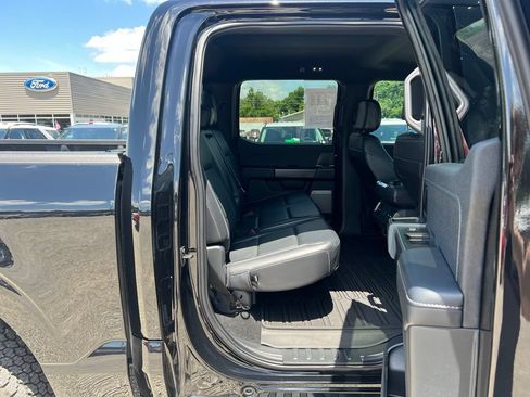 Used 2024 Ford F150 Lariat w/ FX4 Off-Road Package AWD/4WD image 19