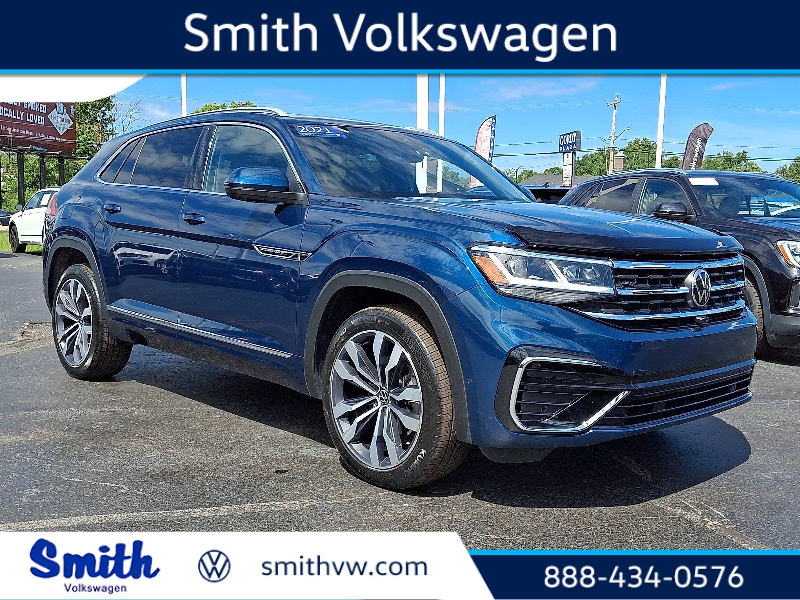 Certified 2021 Volkswagen Atlas Cross Sport SEL Premium R-Line AWD/4WD image 1