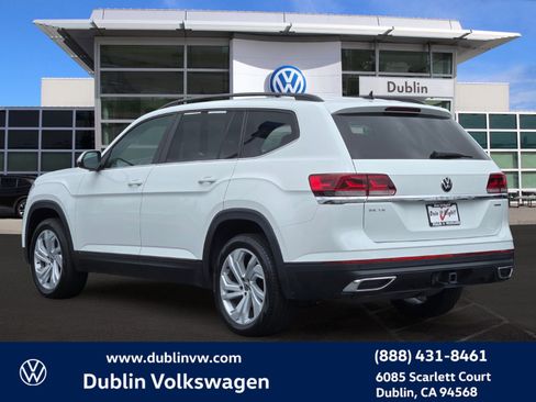 Certified 2023 Volkswagen Atlas SE w/ Panoramic Sunroof Package AWD/4WD image 6