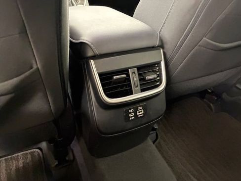 Used 2023 Subaru Outback Premium AWD/4WD image 19