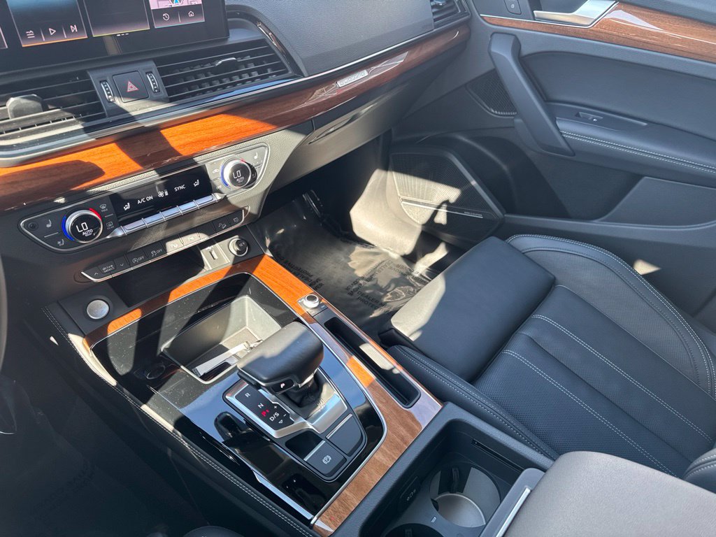 Used 2022 Audi Q5 2.0T Prestige w/ Prestige Package AWD/4WD image 19