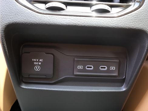 New 2026 Jeep Grand Cherokee Summit w/ Adv Protech Group IV AWD/4WD image 28