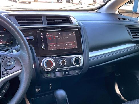 Used 2020 Honda Fit EX image 6