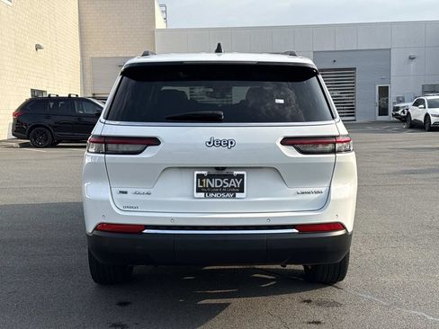 Used 2021 Jeep Grand Cherokee L Limited AWD/4WD image 4