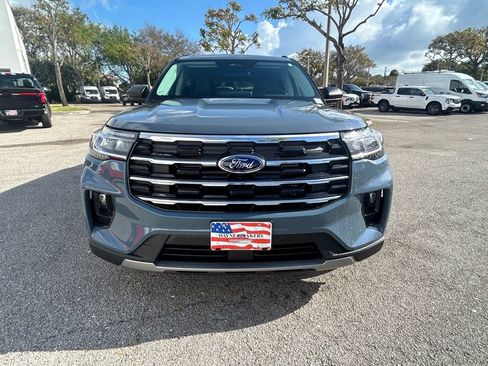 New 2026 Ford Explorer Active w/ Active Comfort Package image 8