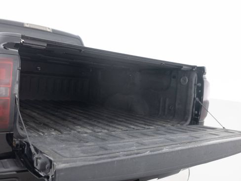 Used 2017 Chevrolet Silverado 1500 LT w/ All Star Edition AWD/4WD image 45
