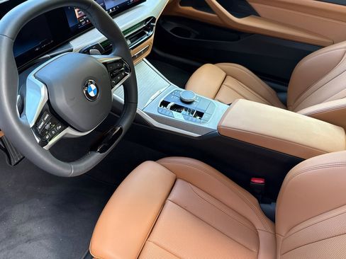 Used 2025 BMW 430i Coupe w/ Convenience Package image 11