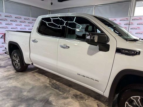 Used 2025 GMC Sierra 1500 SLT AWD/4WD image 8