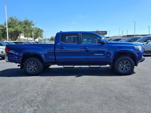 Used 2023 Toyota Tacoma SR5 RWD image 6