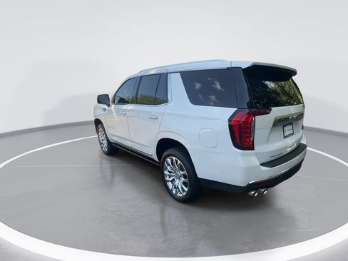 Used 2024 GMC Yukon Denali w/ Advanced Technology Package AWD/4WD image 6