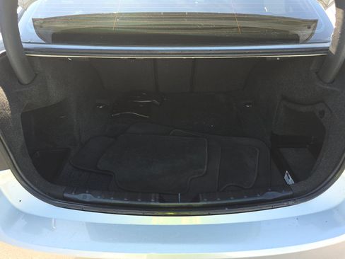 Used 2013 BMW 320i Sedan image 13