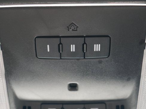 Used 2022 Jeep Grand Cherokee Laredo X image 28