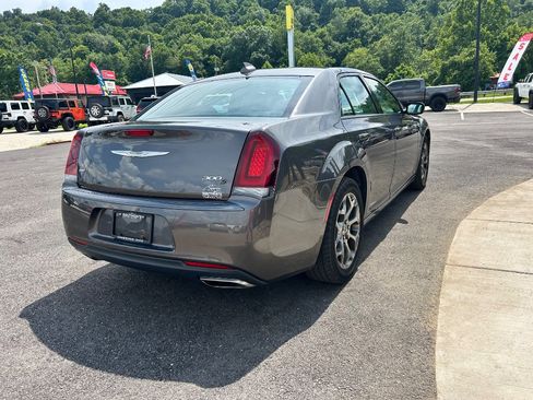 Used 2016 Chrysler 300 S AWD/4WD image 4