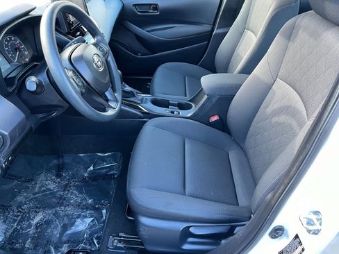 Used 2025 Toyota Corolla LE image 23