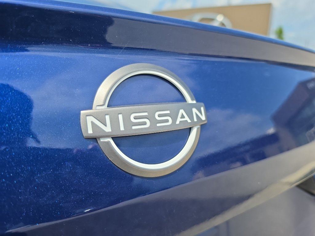 Used 2024 Nissan Altima 2.5 SR w/ SR Premium Package FWD image 15