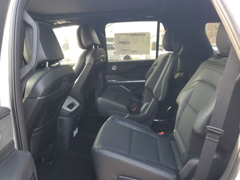 New 2026 Lincoln Navigator Reserve w/ Jet Appearance Package image 27