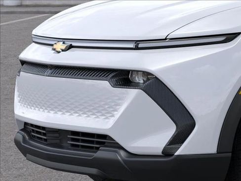 New 2026 Chevrolet Equinox EV LT image 13