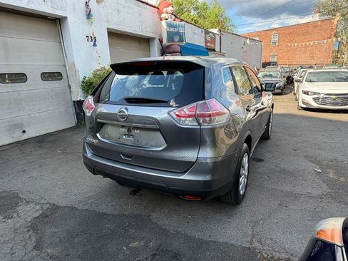 Used 2016 Nissan Rogue S image 10