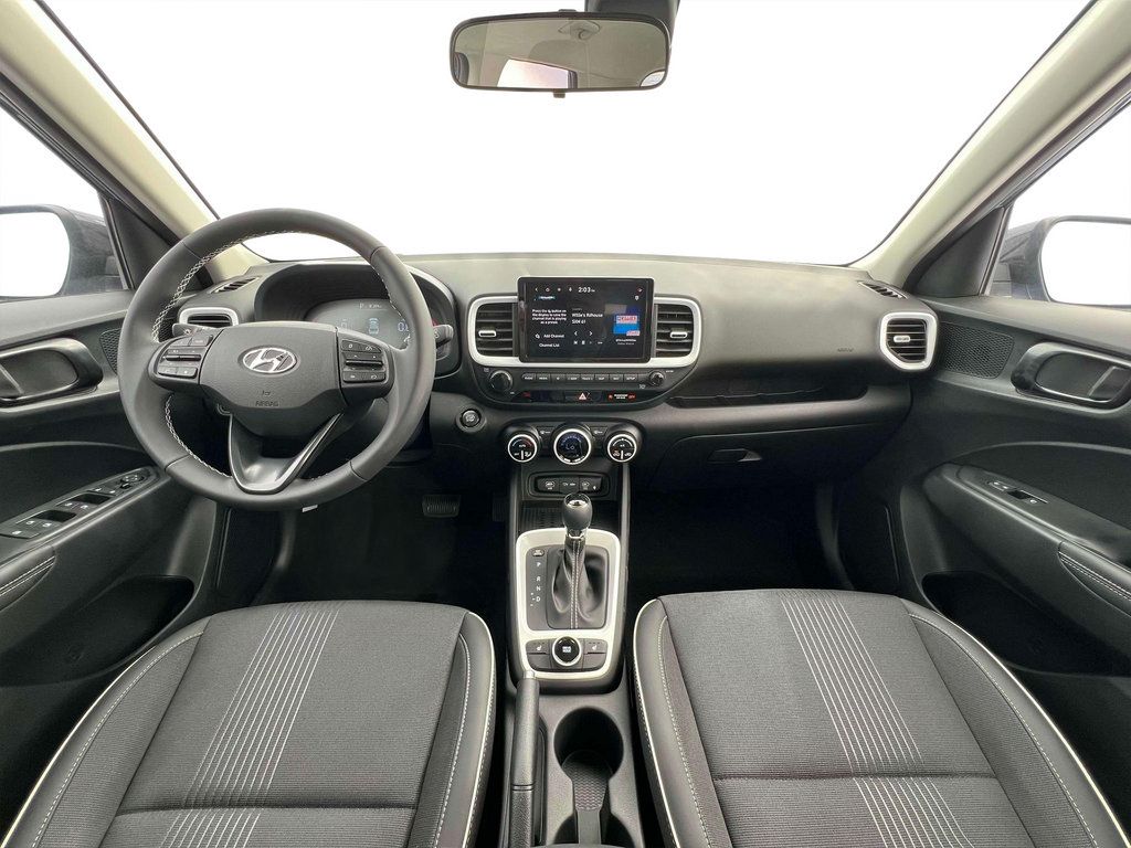 Certified 2025 Hyundai Venue Limited FWD image 13