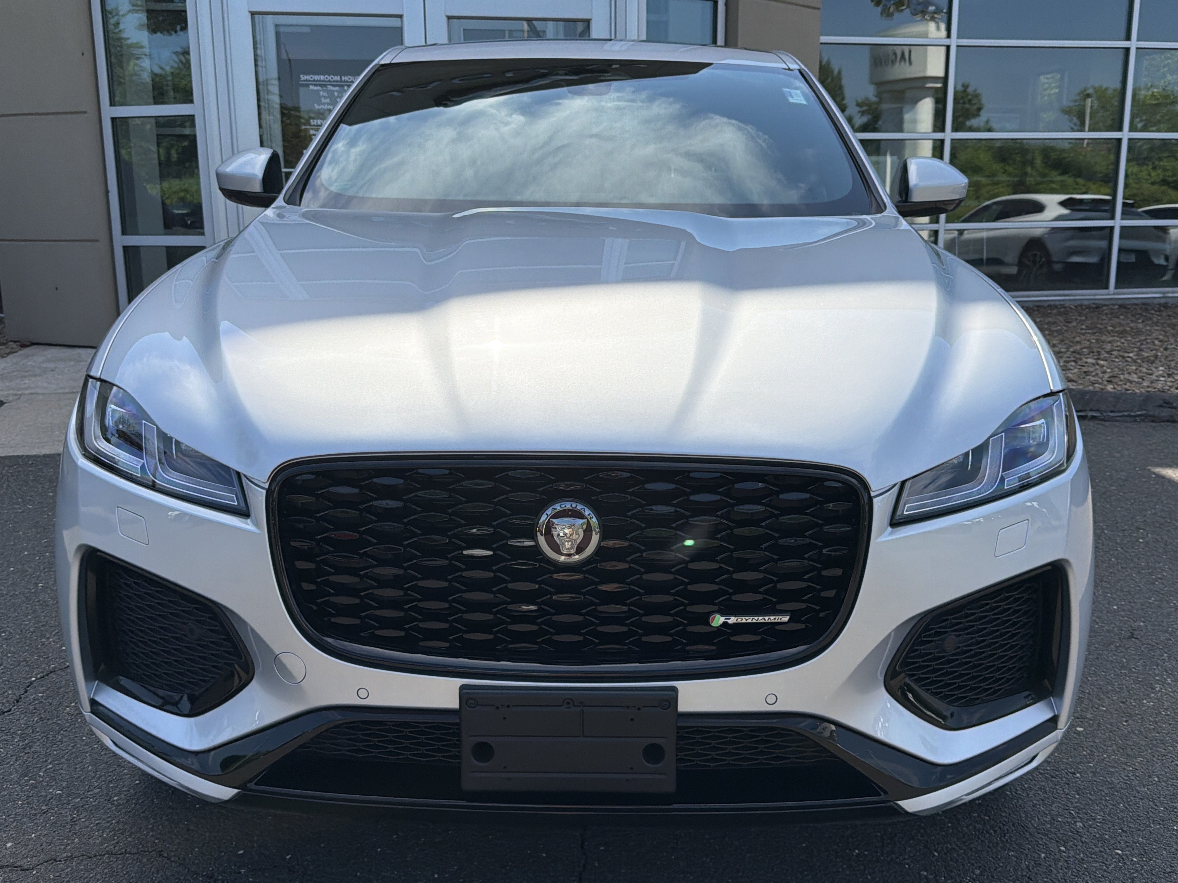 Used 2023 Jaguar F-PACE R-Dynamic S AWD/4WD image 9
