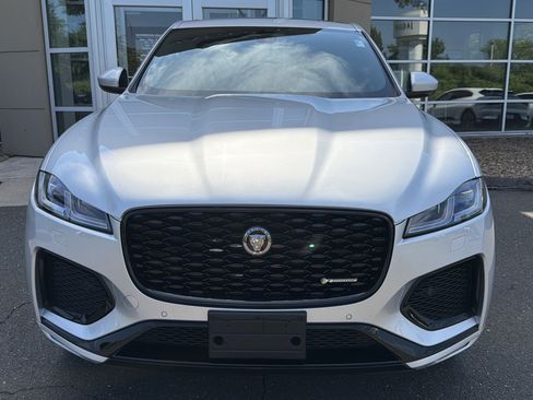 Used 2023 Jaguar F-PACE R-Dynamic S AWD/4WD image 9