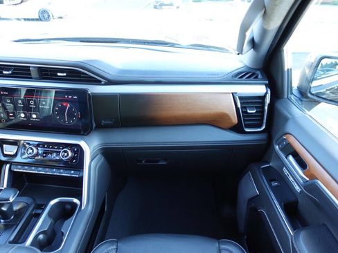 Used 2023 GMC Sierra 1500 Denali w/ Denali Reserve Package image 42